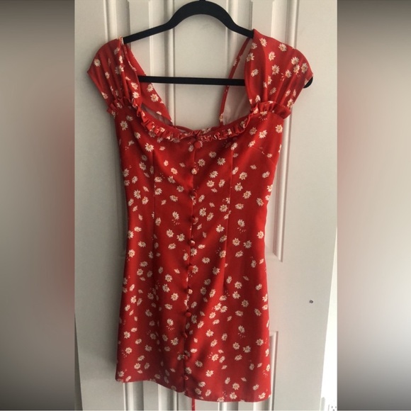 FINDERS KEEPERS floral dress - Picture 10 of 16